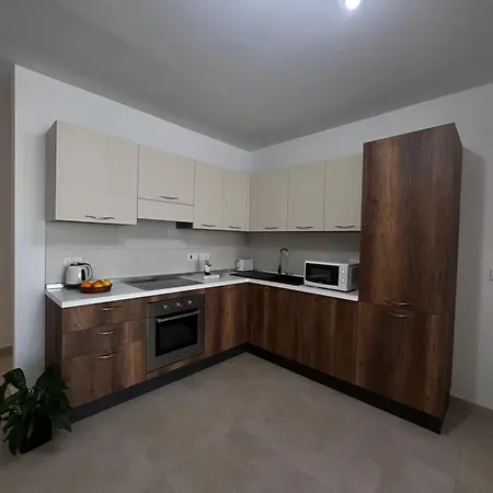 Court - 3 Bdr Maisonette & 2 Bdr Apartment St. Paul's Bay