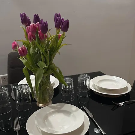 Court - 3 Bdr Maisonette & 2 Bdr Apartment