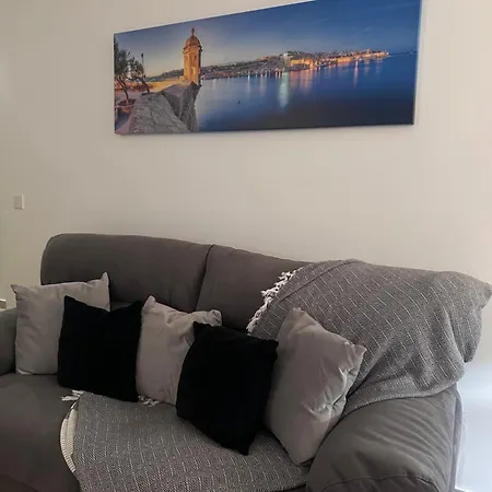 Court - 3 Bdr Maisonette & 2 Bdr Apartment
